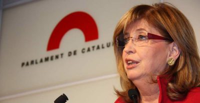 La consellera, la LOMCE i els llibres de text